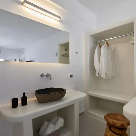 Anchor Apartment