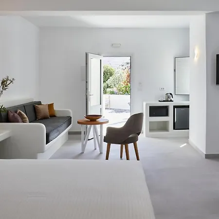 Anchor Apartment *