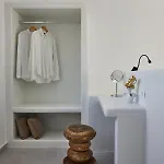 Apartment Anchor
